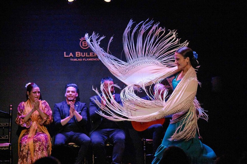 Picture 3 for Activity Valencia: Flamenco Show with Dinner at La Bulería