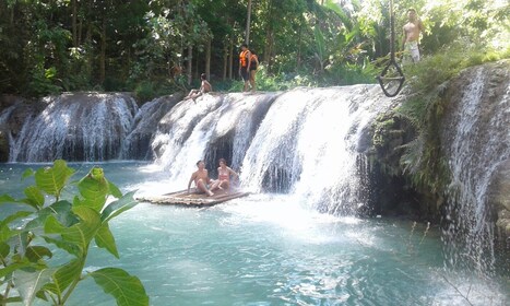 Dumaguete: Excursión Privada a la Isla de Siquijor y las Cataratas de Cambu...