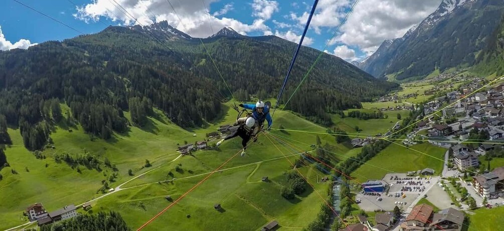 Picture 12 for Activity Neustift im Stubaital: Tandem Paragliding Flight