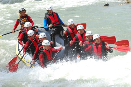 Ötztal: Imster Canyon Rafting Tour mit Mittagessen