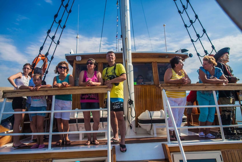 Picture 11 for Activity From Baška: Island Day Trip on a Traditional Ship with Lunch