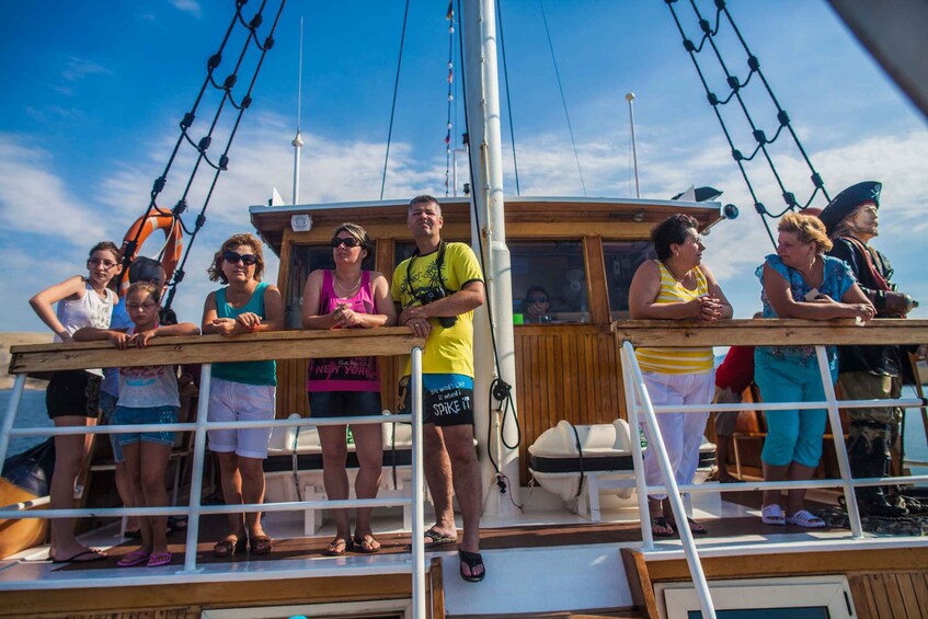 Picture 11 for Activity From Baška: Island Day Trip on a Traditional Ship with Lunch