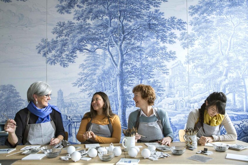 Picture 6 for Activity Royal Delft: Delftblue Factory and Museum