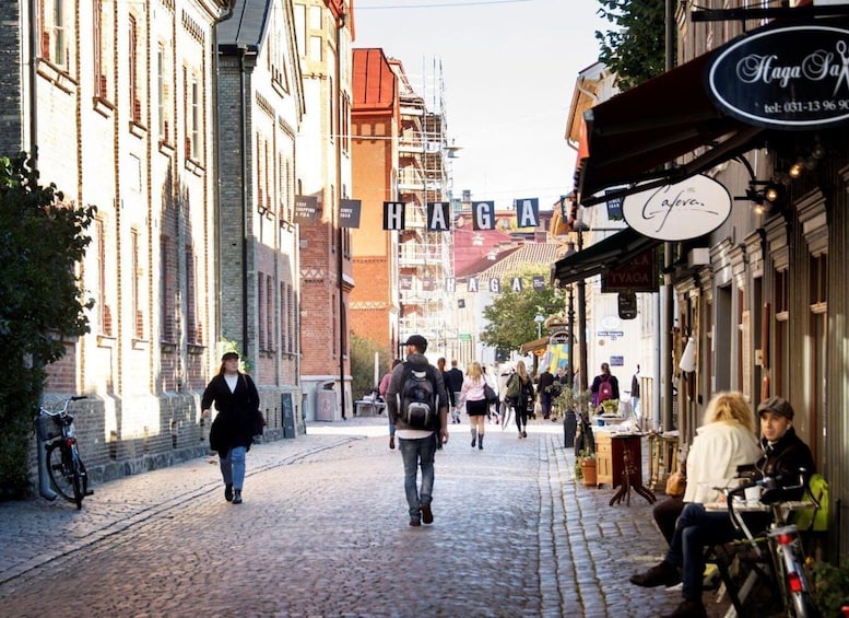 Gothenburg: Haga Old Town Walking Tour