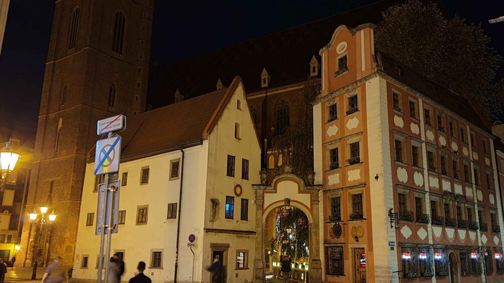 Picture 10 for Activity Wroclaw: Guided City Night Tour