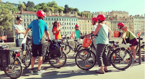 Lyon: recorrido guiado de 3 horas en bicicleta eléctrica con una pausa de d...