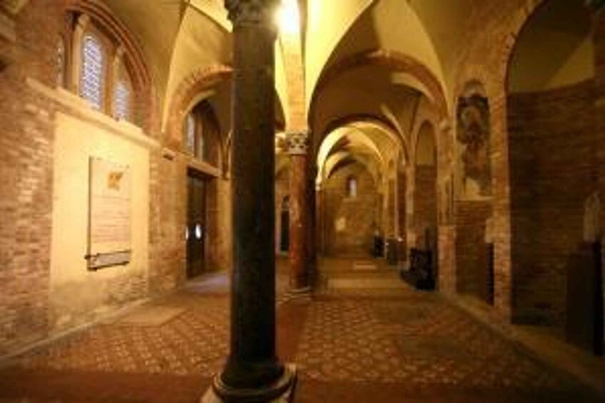 Picture 13 for Activity Bologna: Guided Walking Tour