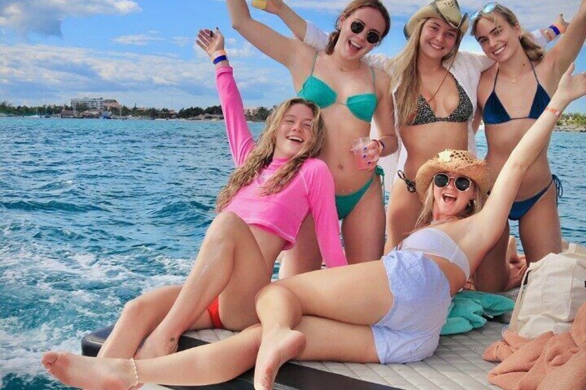 Isla Mujeres Catamaran Tour with Snorkeling, Open Bar & Buffet