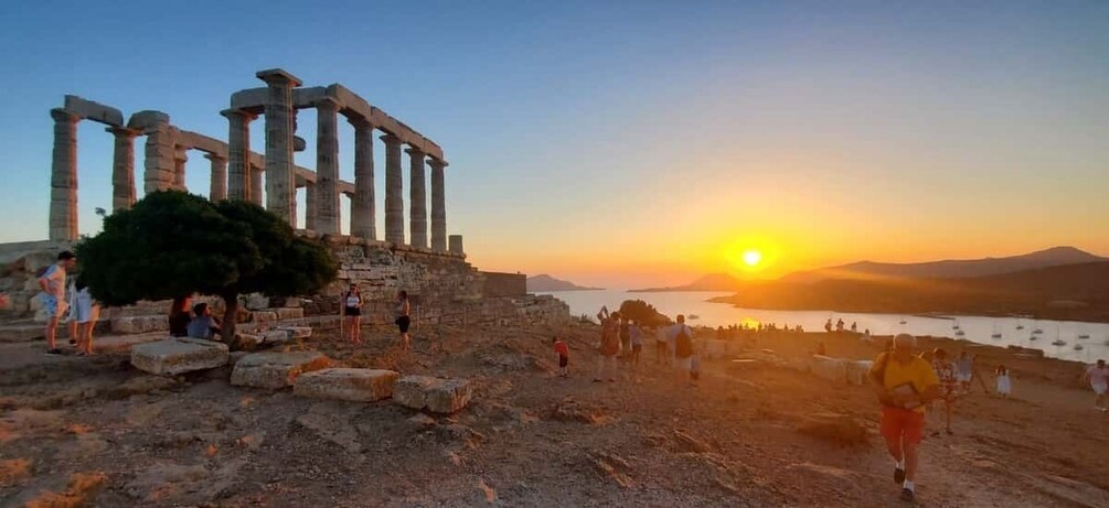 Picture 11 for Activity Athens: Temple of Poseidon and Cape Sounion Sunset Tour