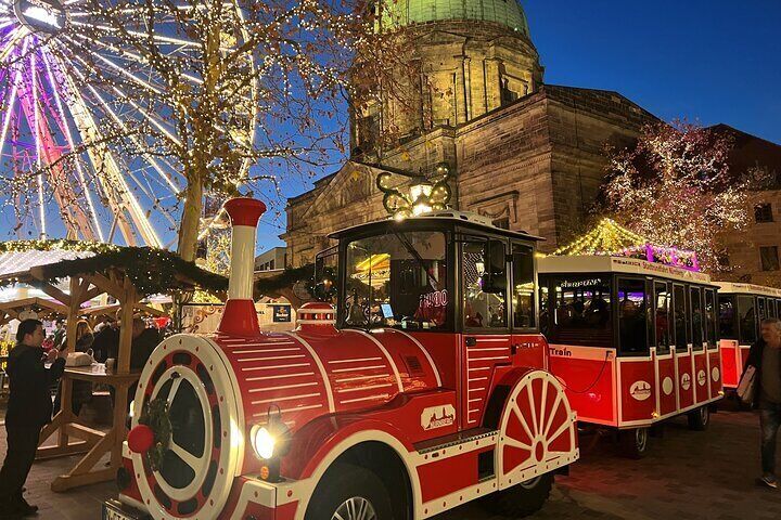 City tour through Nuremberg with the little train - Christmas tour