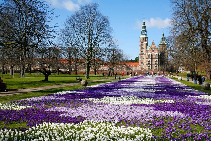 Picture 1 for Activity Copenhagen: 3-Hour City Tour with Rosenborg Castle Ticket