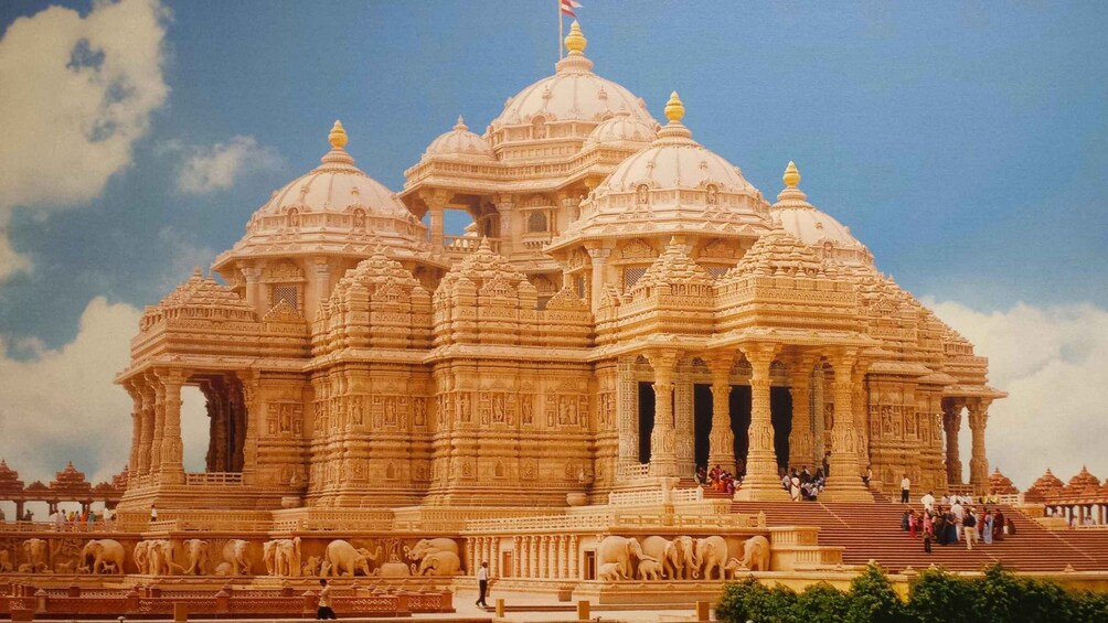 Picture 4 for Activity Tour To Swaminarayan Akshardham Guide & Delhi Transfers