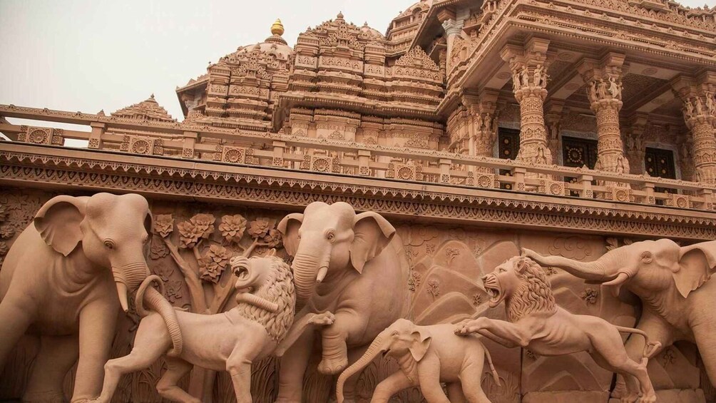 Picture 3 for Activity Tour To Swaminarayan Akshardham Guide & Delhi Transfers