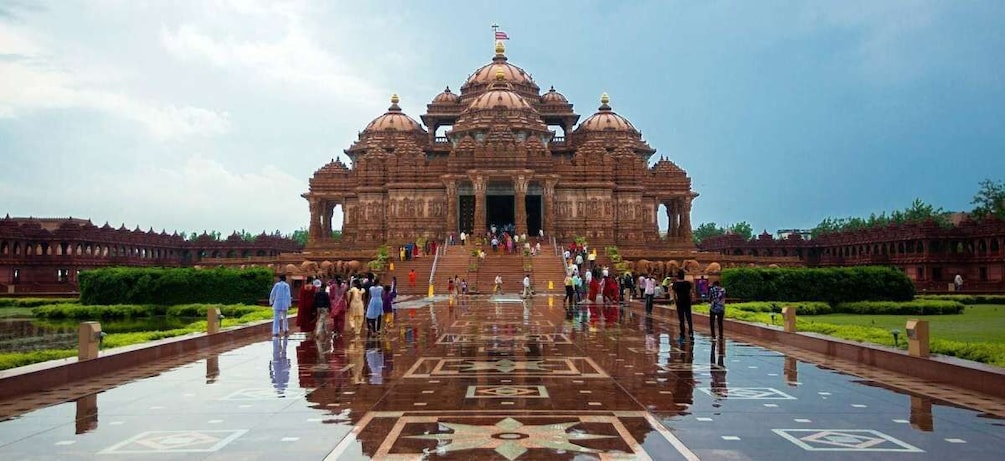 Delhi: Swaminarayan Akshardham Temple Evening Show