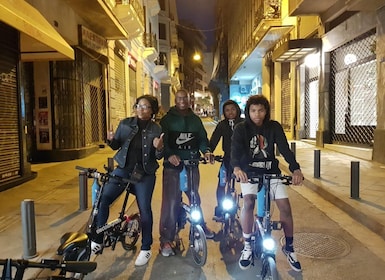 Athènes : Visite nocturne à vélo électrique