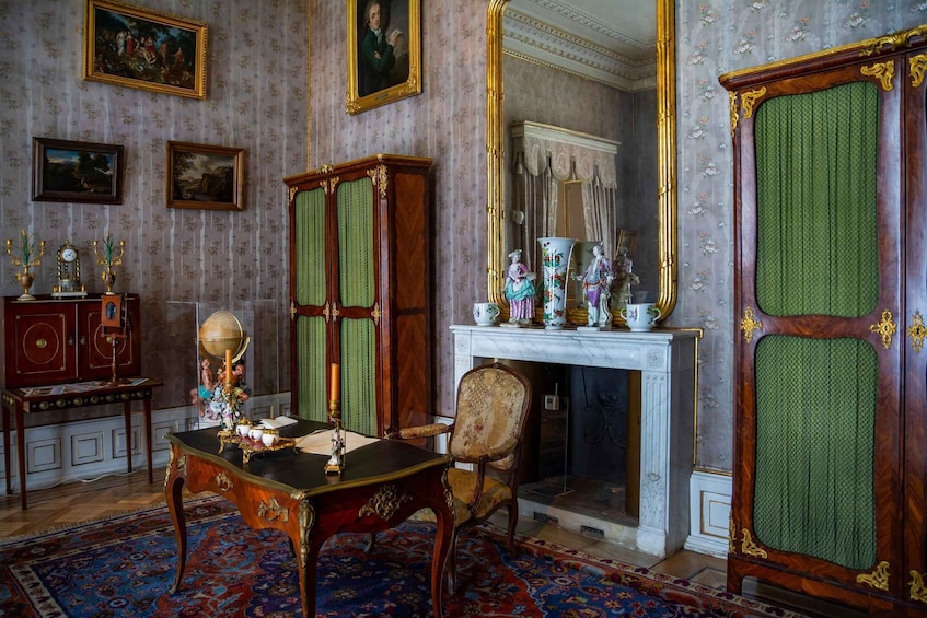 Picture 7 for Activity Warsaw: Skip-the-Line Wilanow Palace & Gardens Private Tour