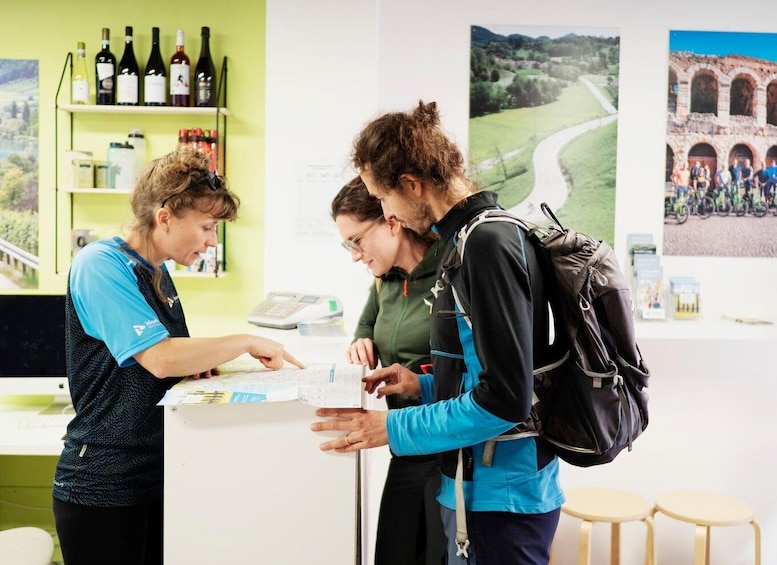 Verona: Valpolicella Wine Self-Guided E-Bike Tour & Tastings