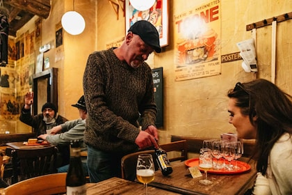 Bruselas: tour de degustación de cerveza con 7 cervezas y bocadillos