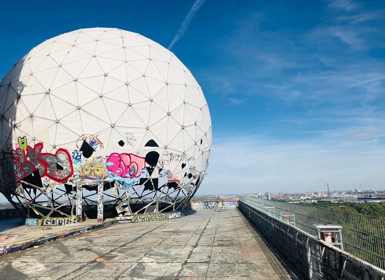 Picture 6 for Activity Berlin: Listening Station Teufelsberg Tour with Transfer