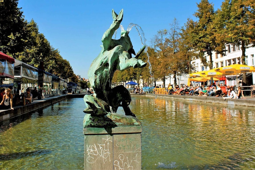 Picture 4 for Activity Brussels: Walking Tour with Belgian Lunch, Chocolate, & Beer