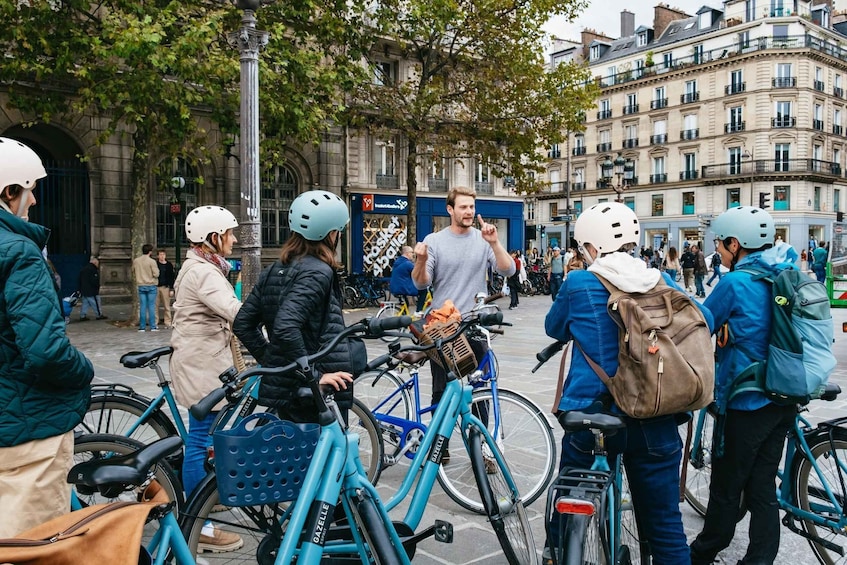 Picture 4 for Activity Paris: Charming Nooks and Crannies Bike Tour