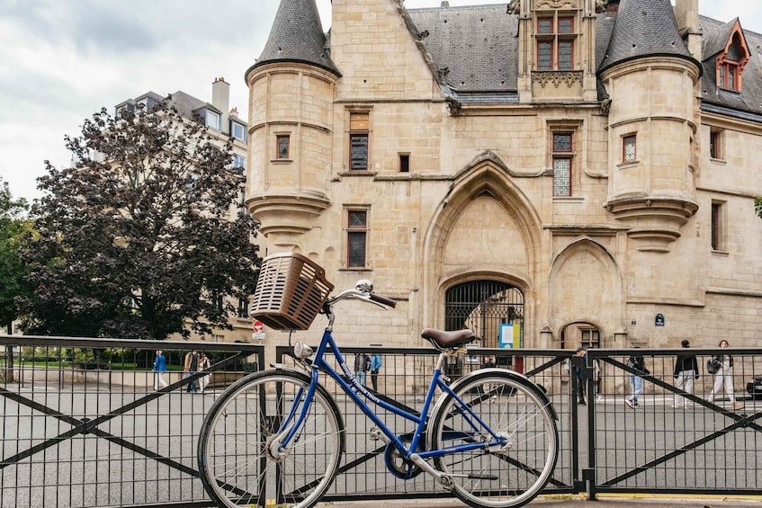 Picture 7 for Activity Paris: Charming Nooks and Crannies Bike Tour