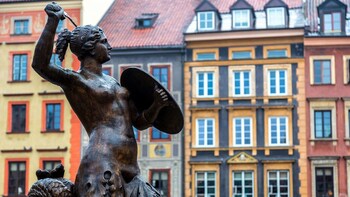 Warsaw’s Wild Side Walking Tour with Local Food Samples