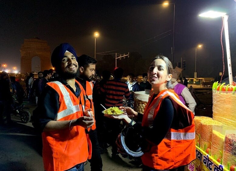 Picture 1 for Activity Delhi: 3-Hour Night Cycling Tour