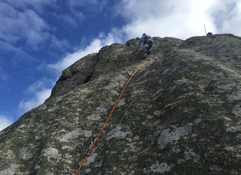 Picture 5 for Activity Sintra: 3.5-Hour Rock Climbing Experience