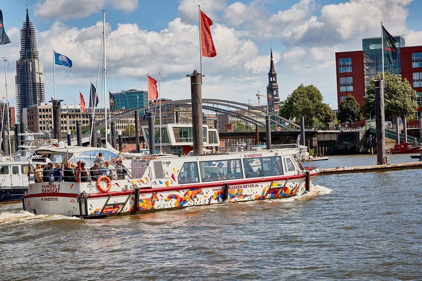 Picture 1 for Activity Hamburg: 1-Hour Harbor Cruise