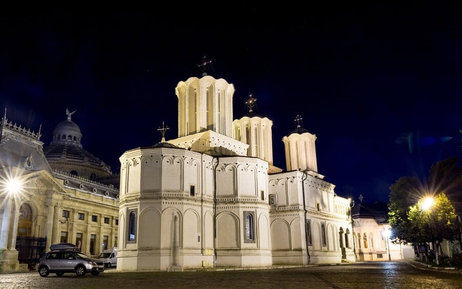 Picture 1 for Activity Bucharest: The Underdog of Europe Evening Sightseeing Tour