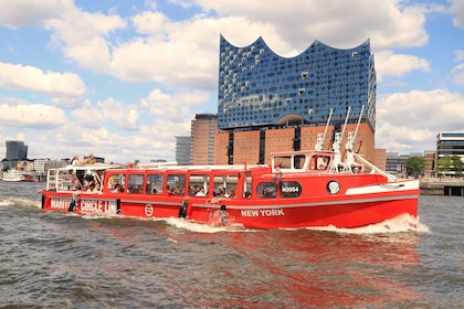 Hamburg: 1-dags hop-on-hop-off-cruise med live-kommentarer