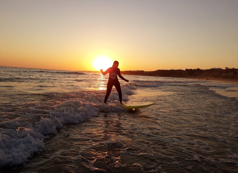 Albufeira: 2-Hour Falesia Beach Surf Lesson