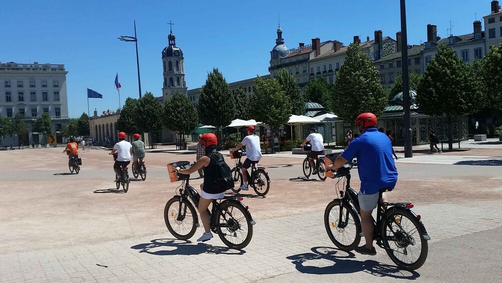 Picture 2 for Activity Lyon: 2-Hour Electric Bike Tour with a Local Guide