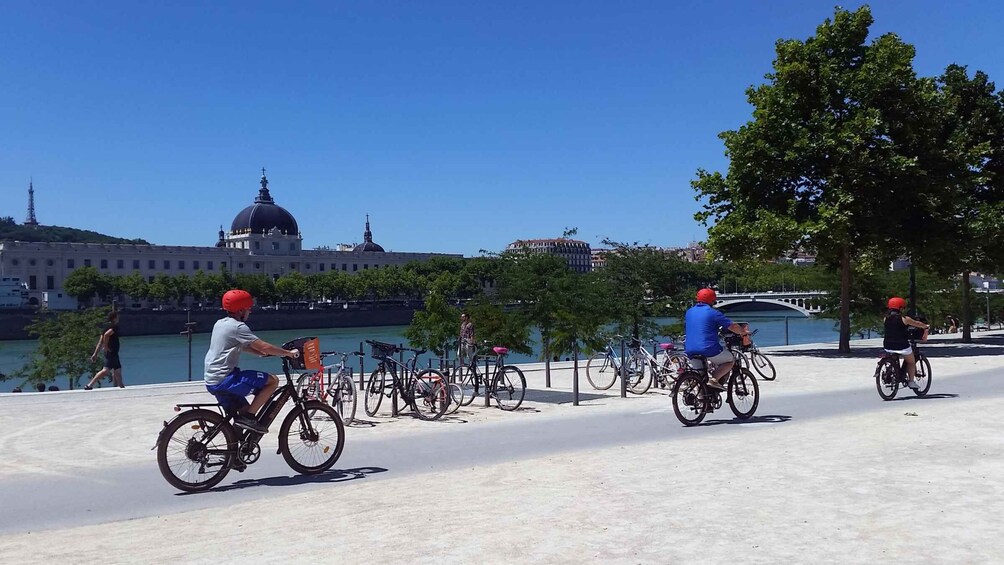 Picture 4 for Activity Lyon: 2-Hour Electric Bike Tour with a Local Guide