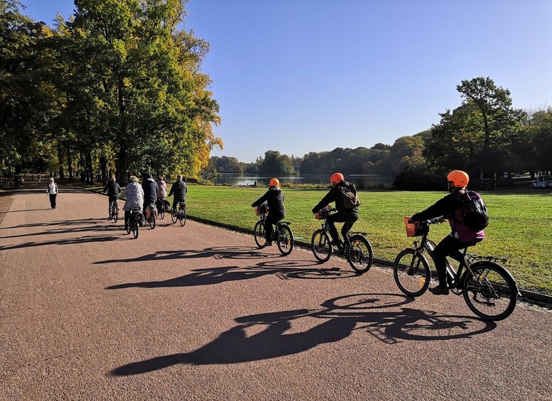 Picture 6 for Activity Lyon: 2-Hour Electric Bike Tour with a Local Guide