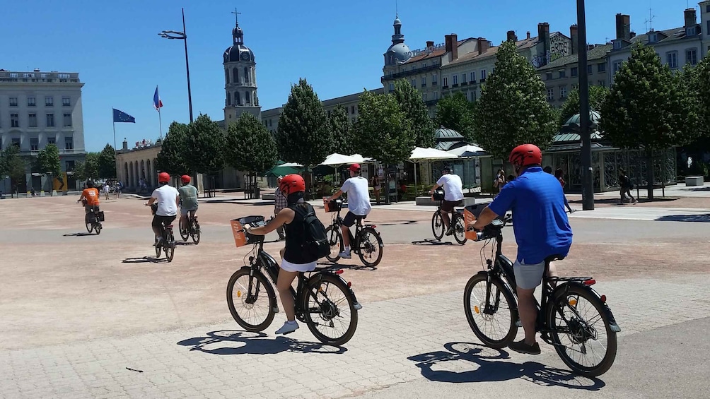 Picture 2 for Activity Lyon: 2-Hour Electric Bike Tour with a Local Guide