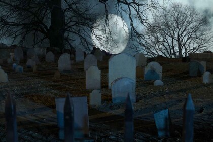 Salem: Ghosts, Witches, & Warlocks Guided Walking Tour