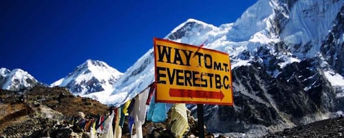 Perjalanan Singkat Kamp Dasar Everest - 12 Hari