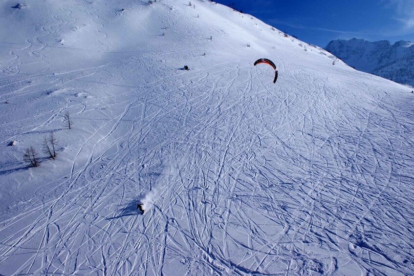 Picture 2 for Activity Snowkiting School on the Simplon Pass