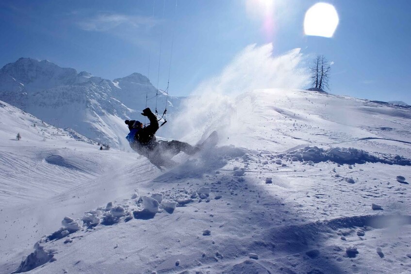 Picture 4 for Activity Snowkiting School on the Simplon Pass