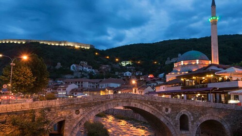 Transfer Skopje Tirana con Prizren Tour de medio día