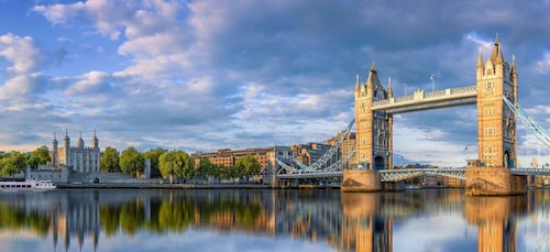 London: Cruise på Themsen fra Westminster til Tower Bridge