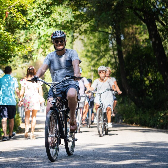 Picture 2 for Activity Nice: E-Bike City Highlights Tour