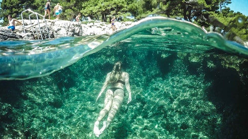 Split: recorrido en lancha rápida por la Laguna Azul y 3 islas con almuerzo