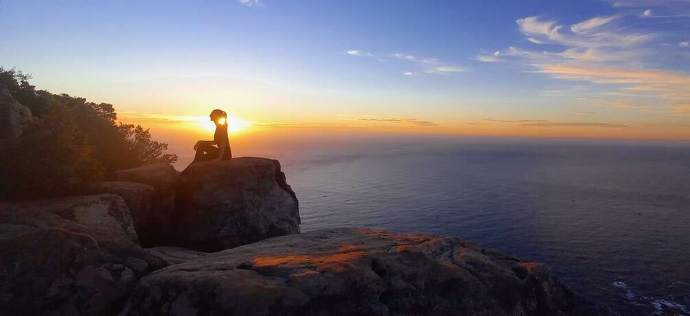 Picture 7 for Activity Cape Town: Lion's Head Sunset Guided Hike in French