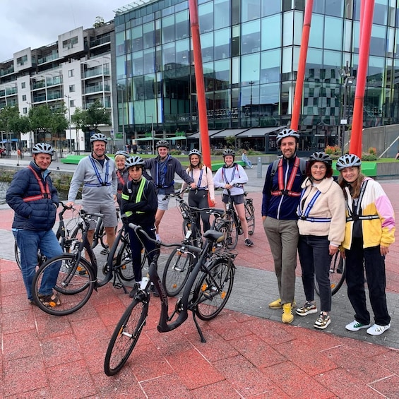 Picture 3 for Activity Dublin: 2.5-Hour City Bike Tour