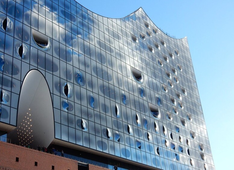 Picture 4 for Activity Hamburg: Tour from St. Michael's to the Elbphilharmonie