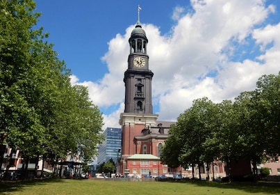 Hamburg: Tour from St. Michael's to the Elbphilharmonie