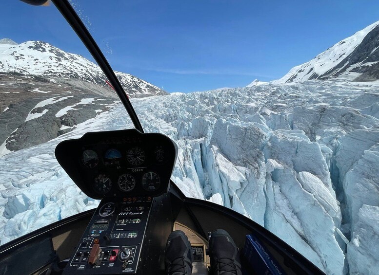 Picture 2 for Activity Whistler: Glacier Helicopter Tour over Wedge Mountain